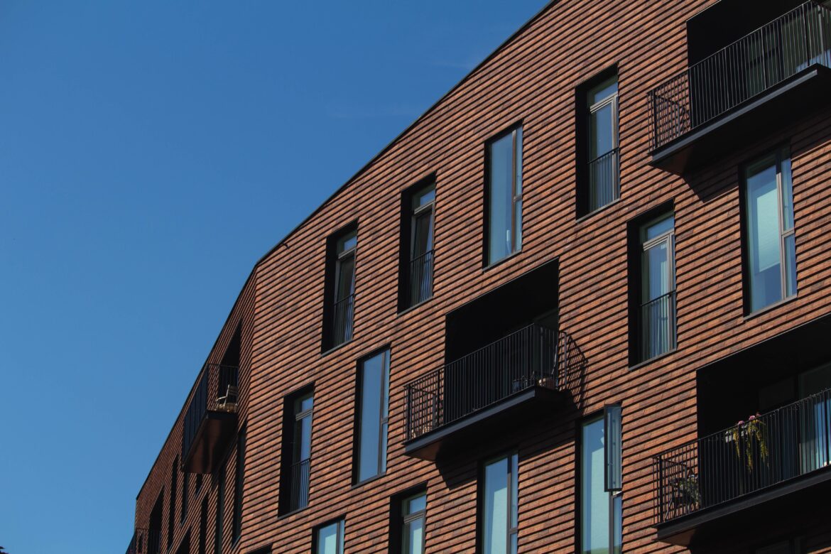 Generalitat invierte viviendas