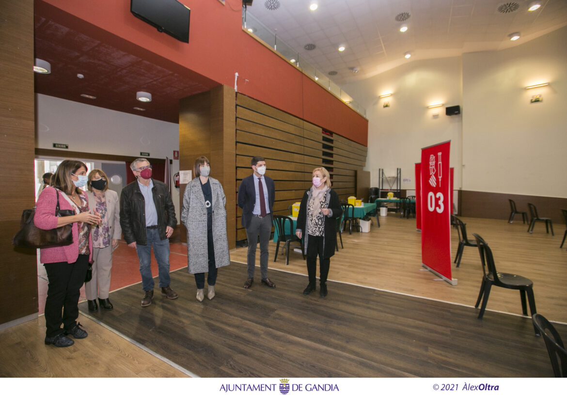 El Museu Faller acull a partir d'aquest divendres la vacunació del professorat de l'Àrea de Salut de Gandia.